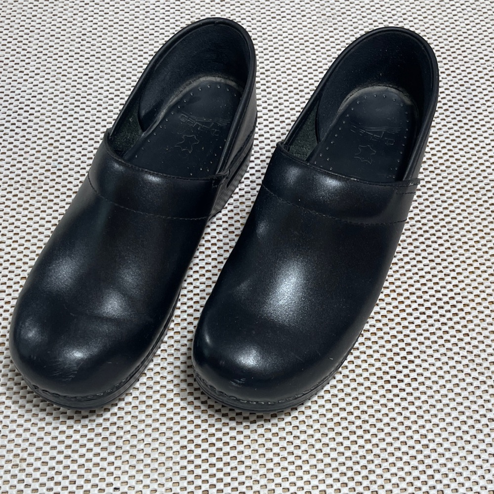 Dansko Black Shoes - Sz 41